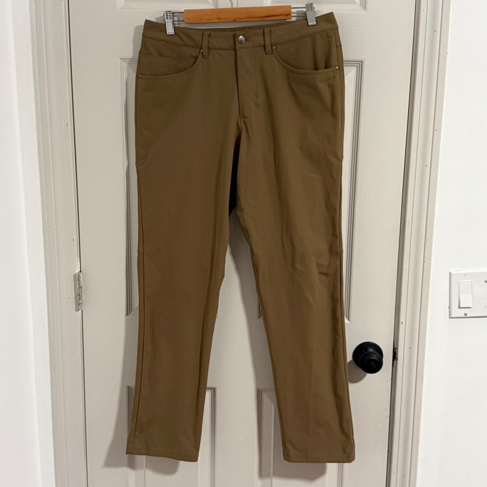 Lululemon ABC Pants Mens 32x30 Brown Khaki Classic Fit Warpstreme Golf Trousers